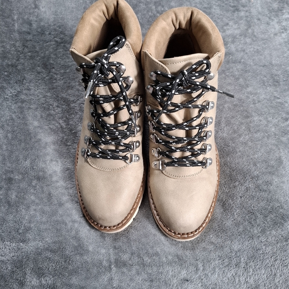 Steve Madden Leather Hiking Boots Women’s Size 7 Chunky Sole Lace-Up Ankle - Picture 2 of 7